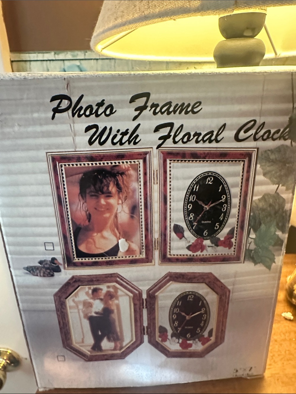 Vintage Photo Frame with Floral Clock - Brown BNIB